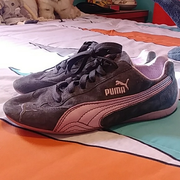 puma grey and pink shoes